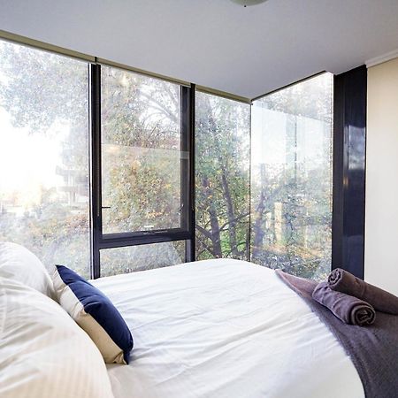 Spacious Apartment In Southbank - Sleeps 6 Мельбурн Экстерьер фото